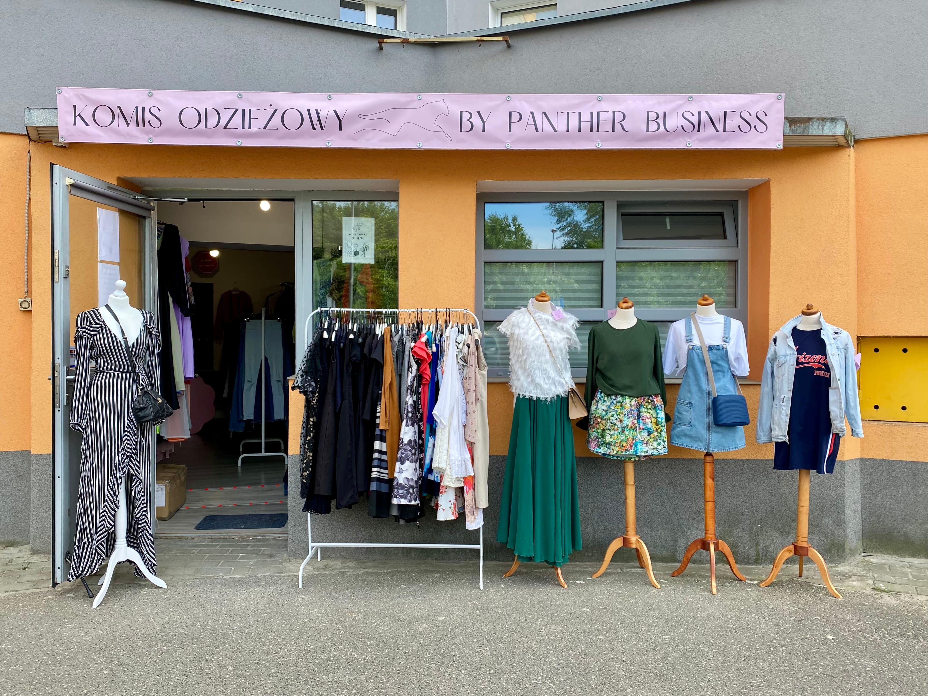 Komis odzieżowy by PANTHER BUSINESS