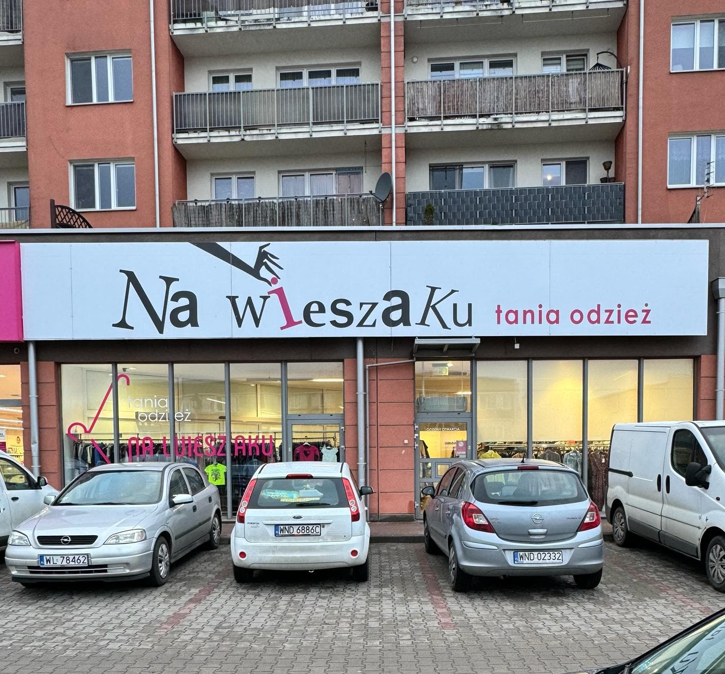 Tania odzież na wagę - MiM Textile